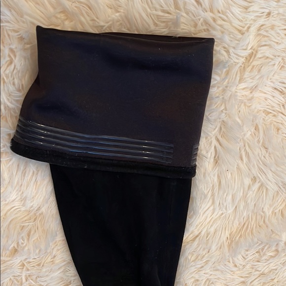 Thigh-high boots - Picture 3 of 4